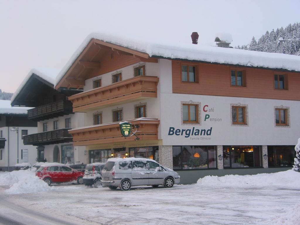 Haus Bergland Hotel Fieberbrunn Bagian luar foto