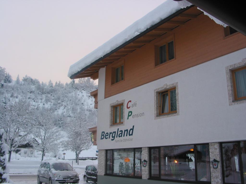 Haus Bergland Hotel Fieberbrunn Bagian luar foto