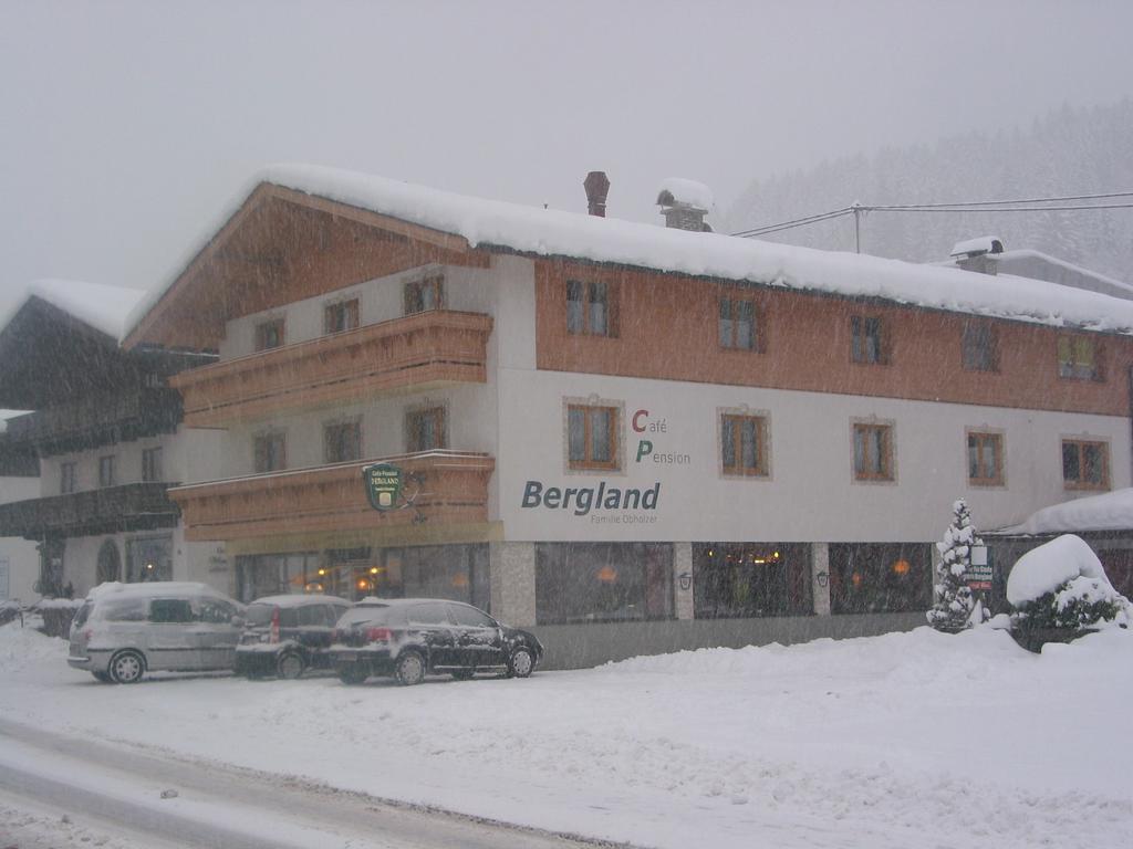 Haus Bergland Hotel Fieberbrunn Bagian luar foto